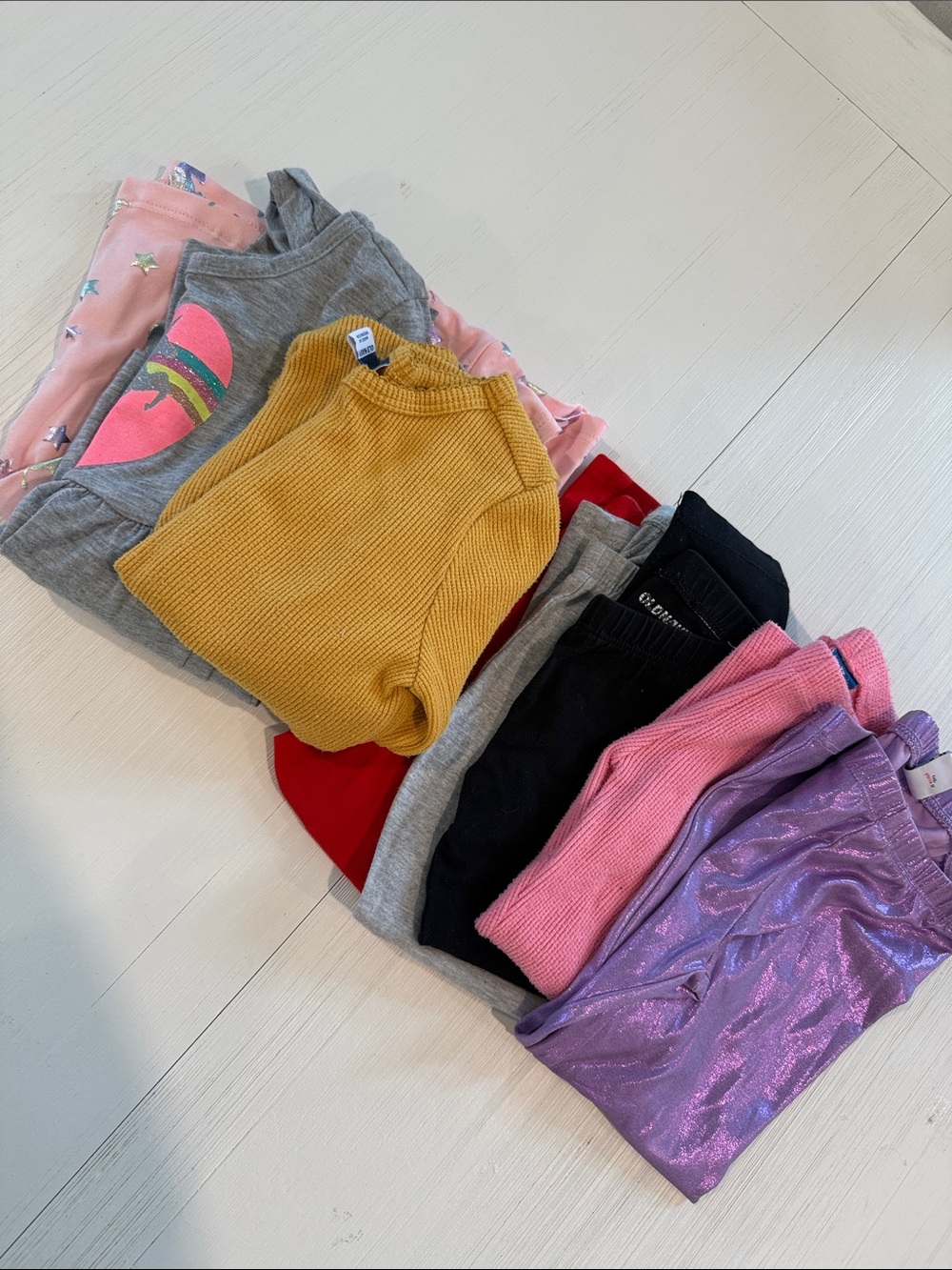 Lot of 8 random girls 3T clothing